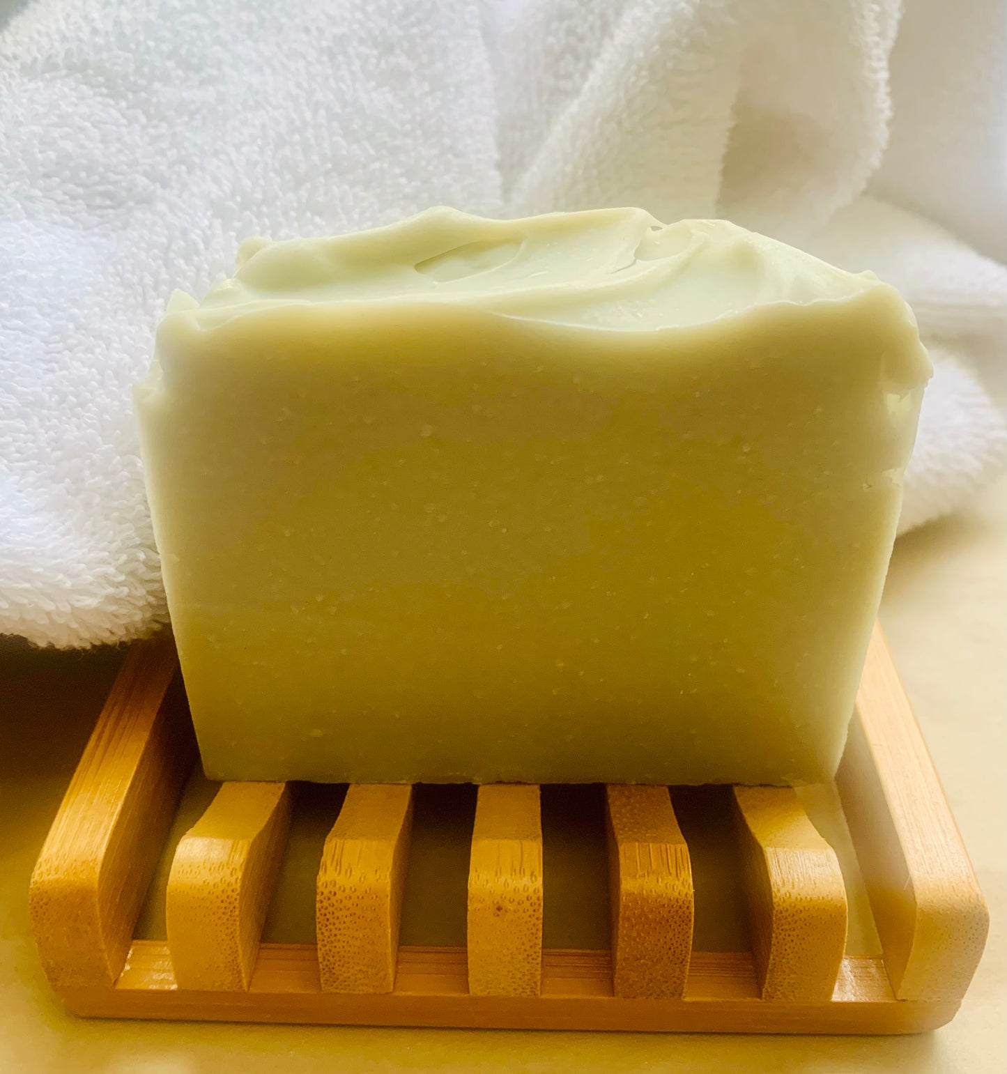 Bamboo soap dish